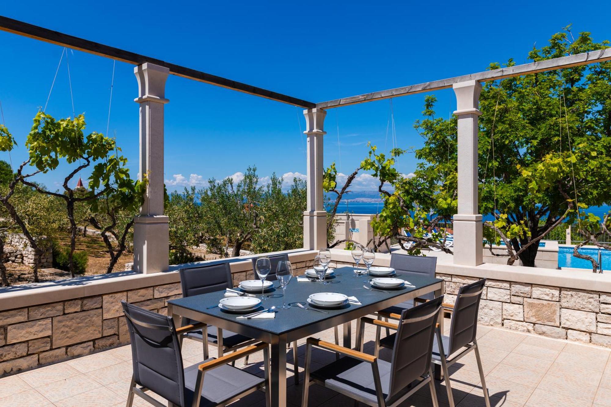 Agape - Three Bedroom On 15k M2 Olive Grove - Incredible 360 View - Free Parking - Private Pool And Jacuzzi Villa *
