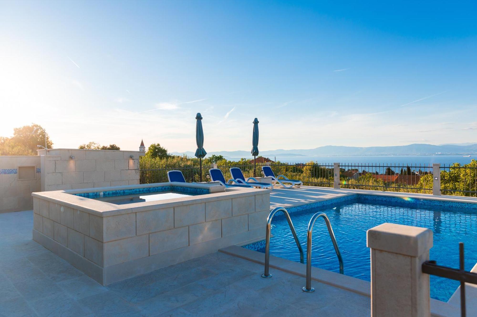 Agape - Three Bedroom On 15k M2 Olive Grove - Incredible 360 View - Free Parking - Private Pool And Jacuzzi Villa