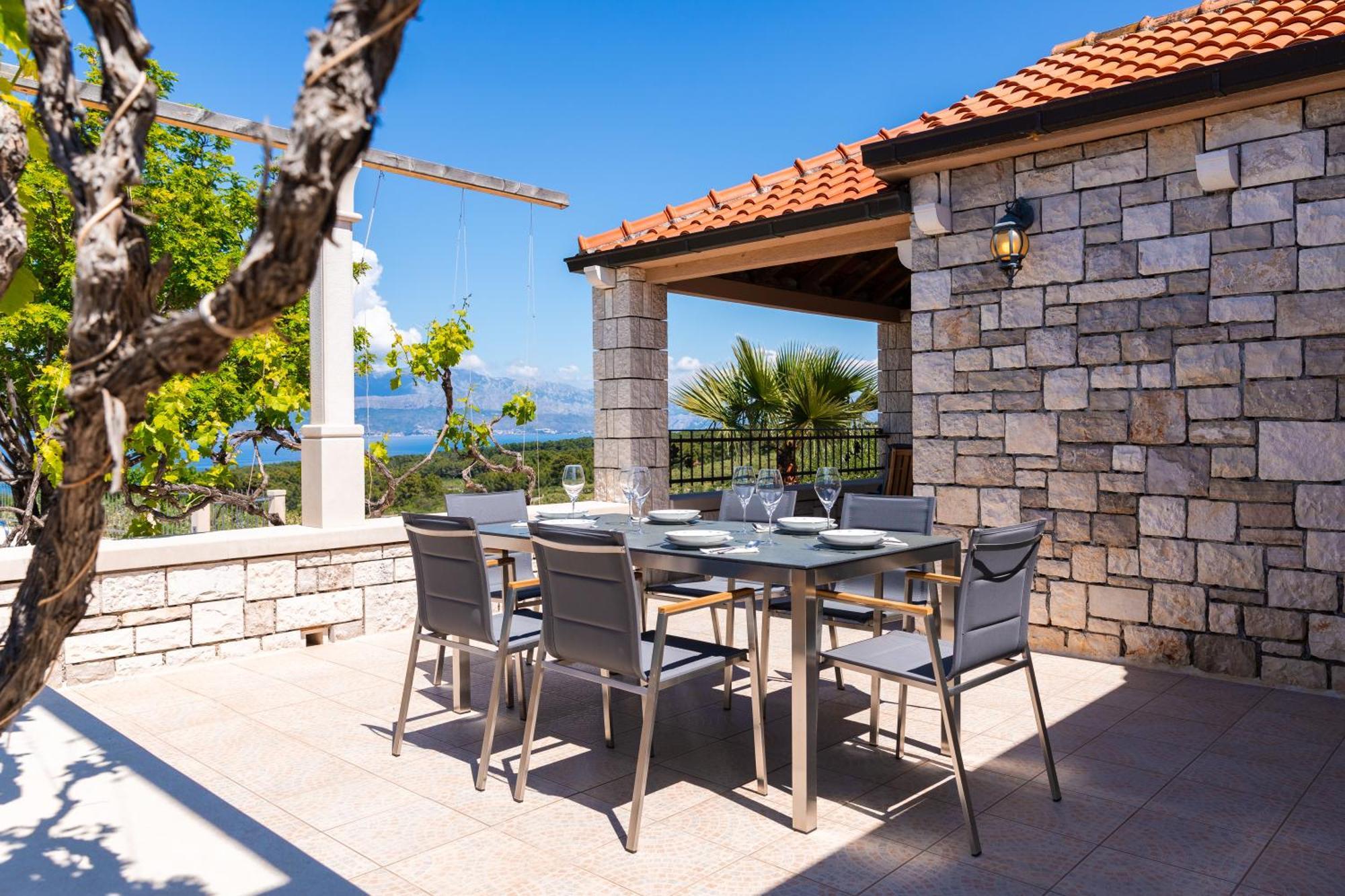 Agape - Three Bedroom On 15k M2 Olive Grove - Incredible 360 View - Free Parking - Private Pool And Jacuzzi Villa *